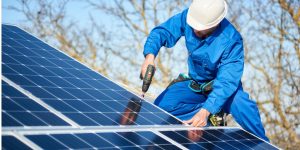 Installation Maintenance Panneaux Solaires Photovoltaïques à Veretz
